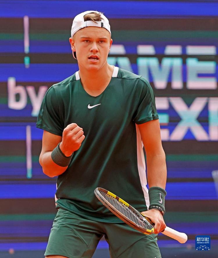 在落后时 在落后时