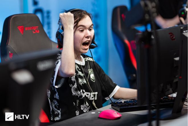 情绪的同步 情绪的同步